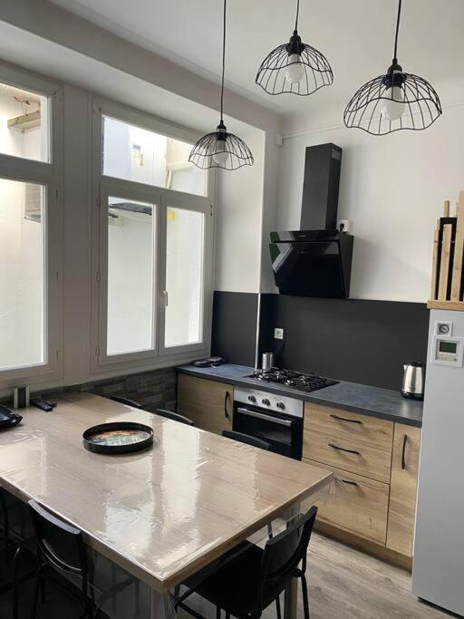 Gite De Tom Et Mag Classe 3 * Clevacances Villa Понжибо Екстериор снимка