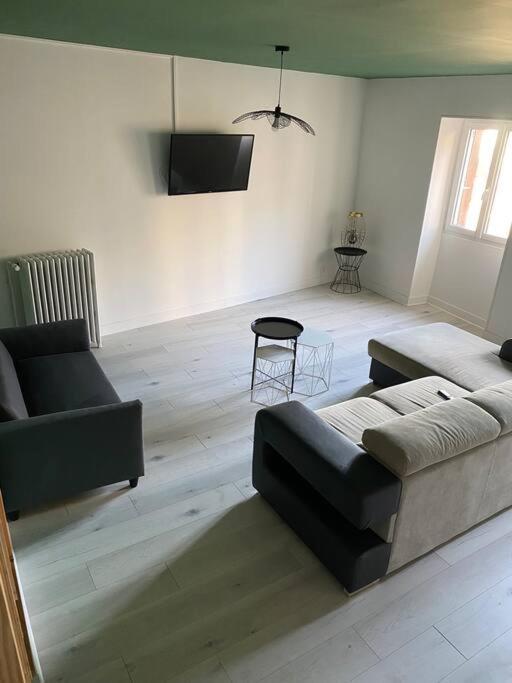 Gite De Tom Et Mag Classe 3 * Clevacances Villa Понжибо Екстериор снимка
